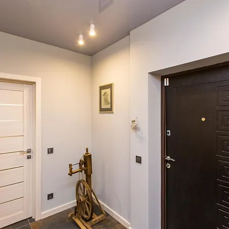 в центрі в новобудові вулиця шевченка 19 навпроти сільпо Daire