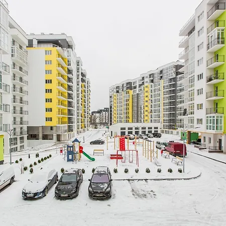 в центрі в новобудові вулиця шевченка 19 навпроти сільпо Апартаменты Львов