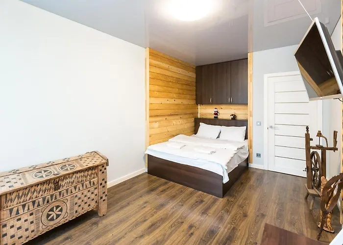 в центрі в новобудові вулиця шевченка 19 навпроти сільпо Leópolis