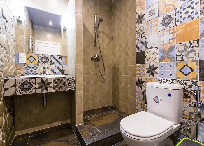 в центрі в новобудові вулиця шевченка 19 навпроти сільпо