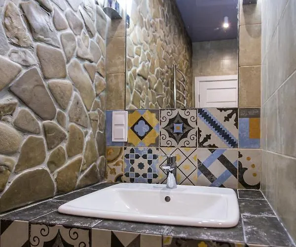 Апартаменты в центрі в новобудові вулиця шевченка 19 навпроти сільпо